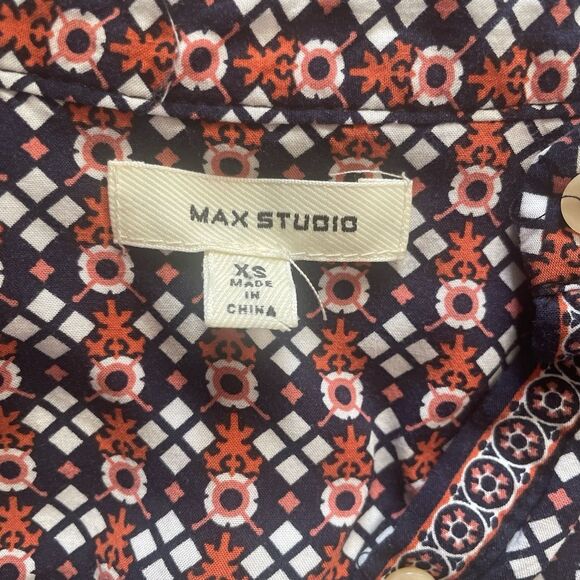 Max Studio Button-Down Maxi Dress - Picture 9 of 9